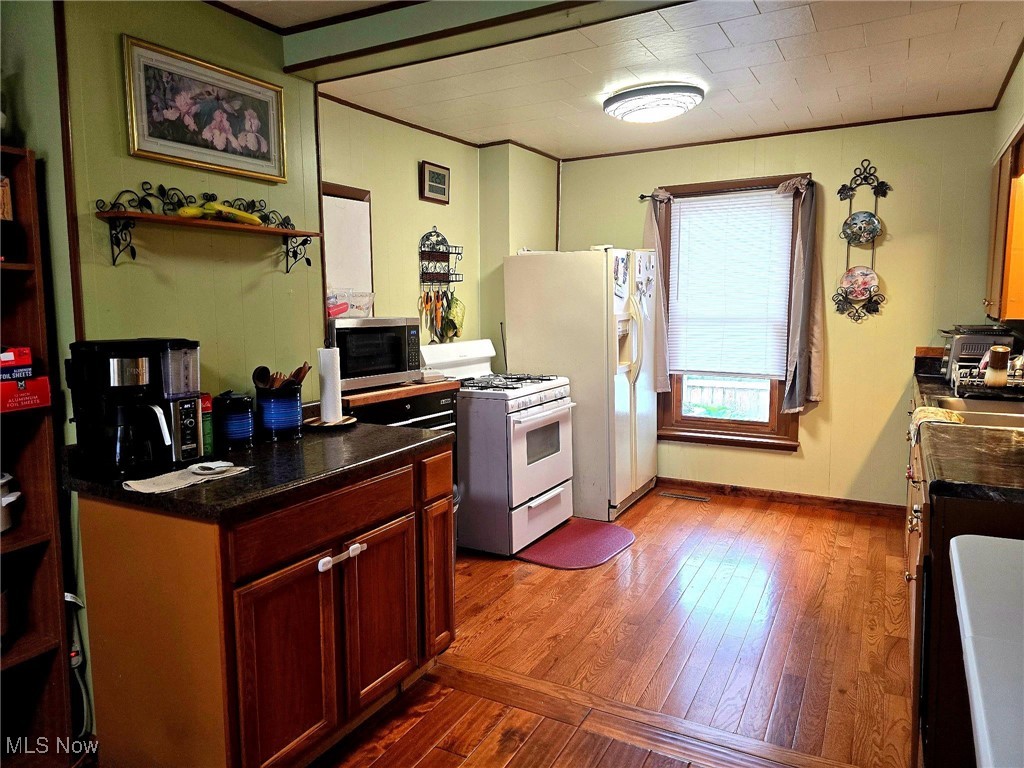99 Washington Street, Waterford, Ohio image 6