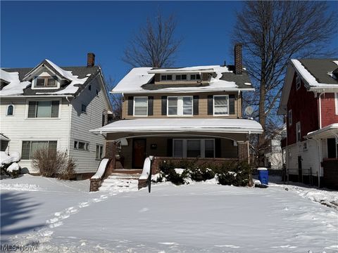Photo of 12607 Arlington Avenue, Cleveland, OH 44108 (MLS # 5187449)