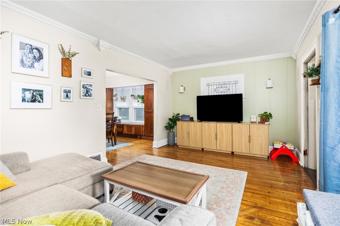 Matthews & Gilberts 03 - Residential