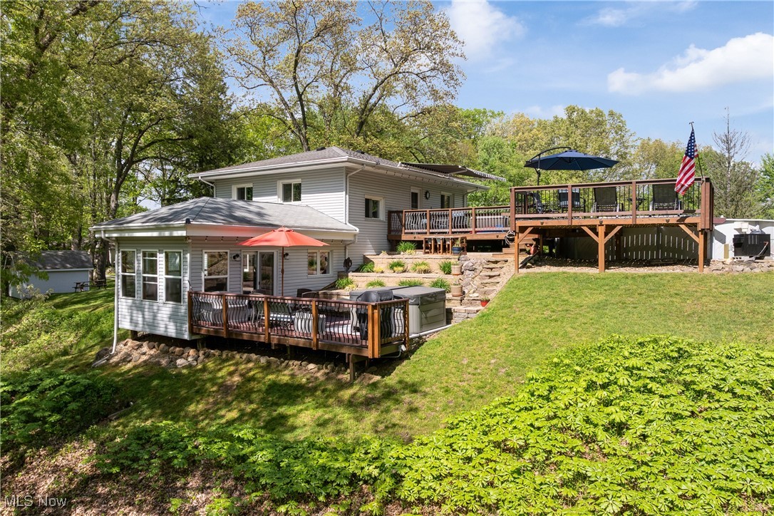 996 White Oaks Drive, Clinton, Ohio image 8