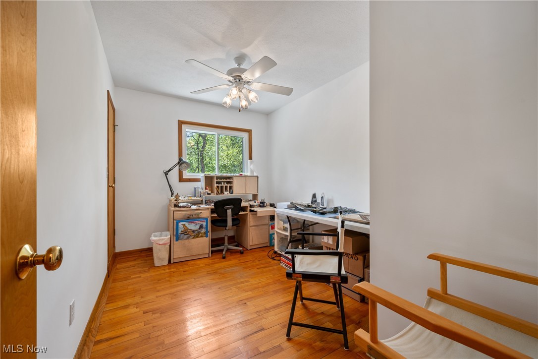 996 White Oaks Drive, Clinton, Ohio image 24