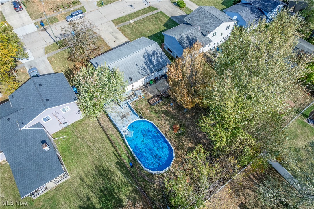 Lorain, Ohio 44053, United States, 3 Bedrooms Bedrooms, ,2 BathroomsBathrooms,Residential,Active,232892