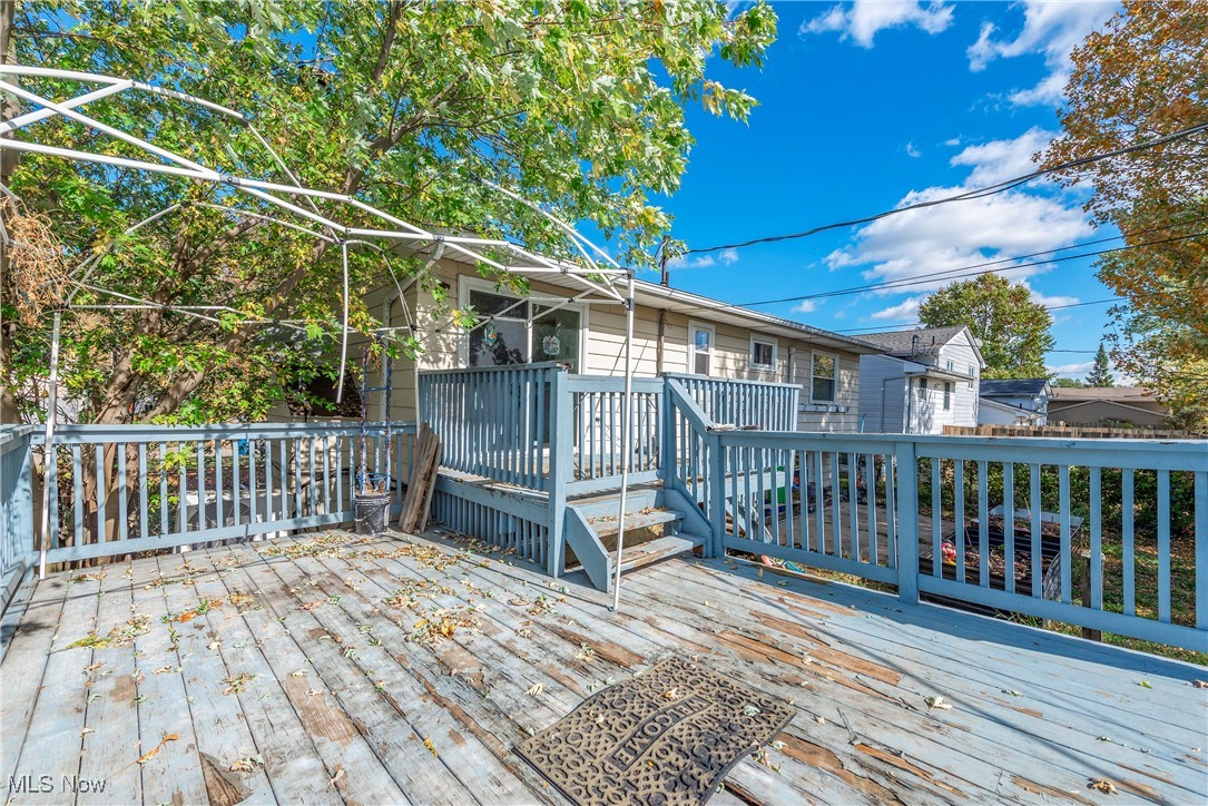 Lorain, Ohio 44053, United States, 3 Bedrooms Bedrooms, ,2 BathroomsBathrooms,Residential,Active,232892