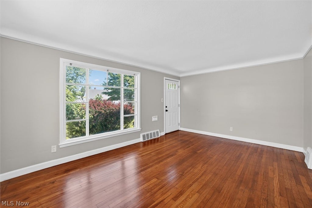 Photo of 13776 Shady Oak Boulevard, Garfield Heights, OH 44125 (MLS # 5215923)