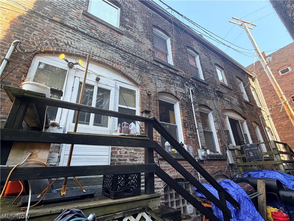 1812 Hastings Avenue