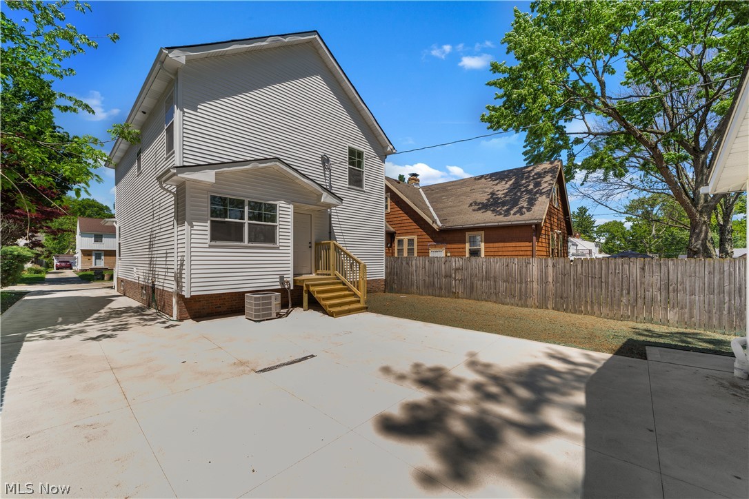 Mayfield On Belvoir Blvd - Residential