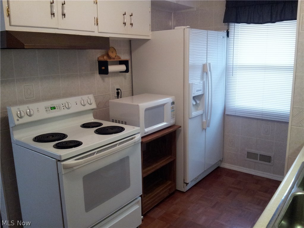 Allen & Coopers - Residential Lease