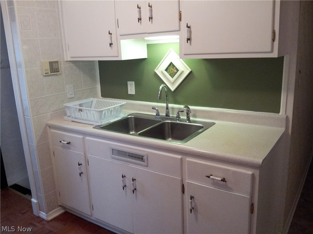 Allen & Coopers - Residential Lease
