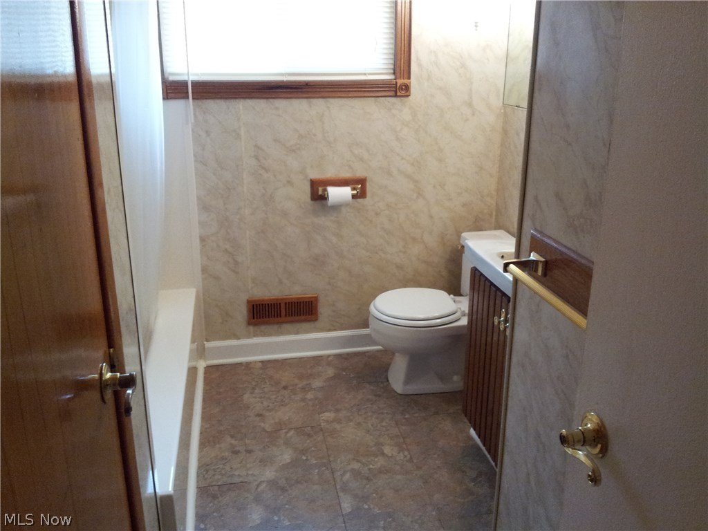 Allen & Coopers - Residential Lease