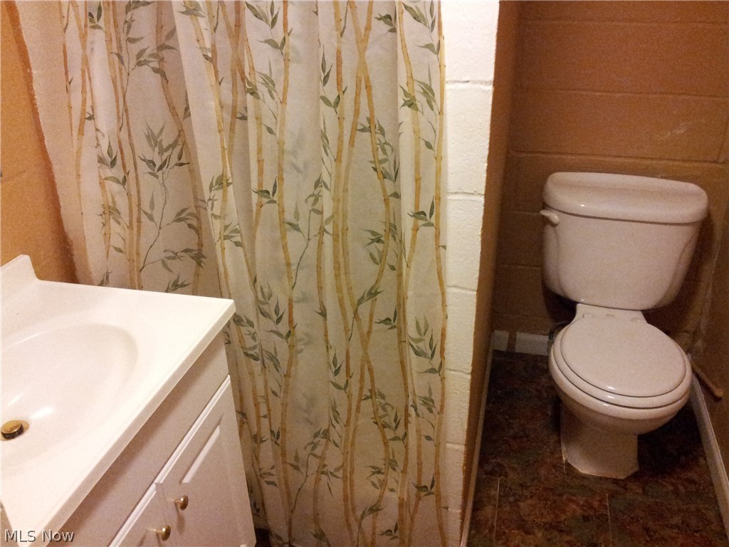 Allen & Coopers - Residential Lease