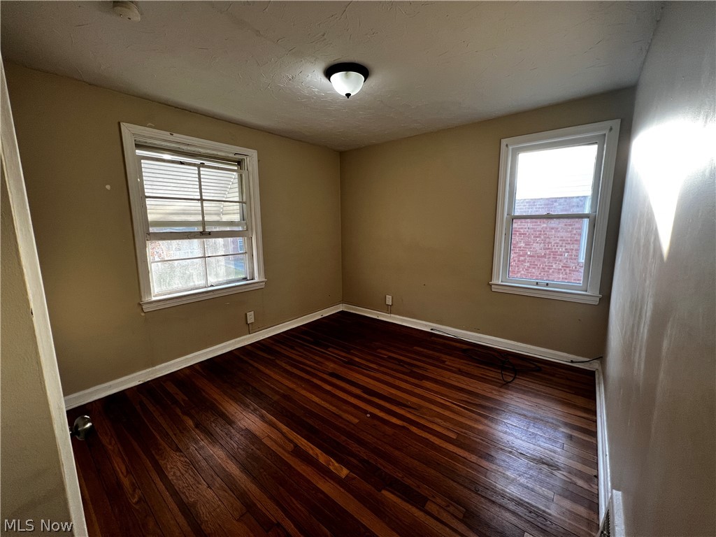 Bedford Heights Realty Cos Bedfor - Residential