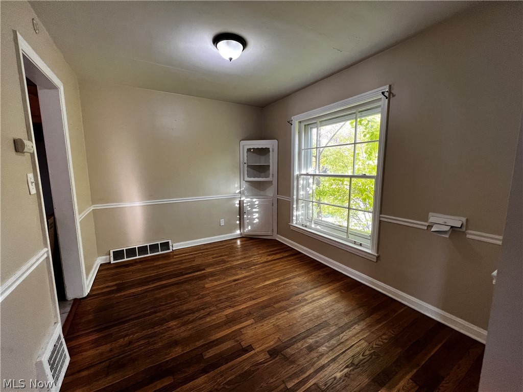 Bedford Heights Realty Cos Bedfor - Residential