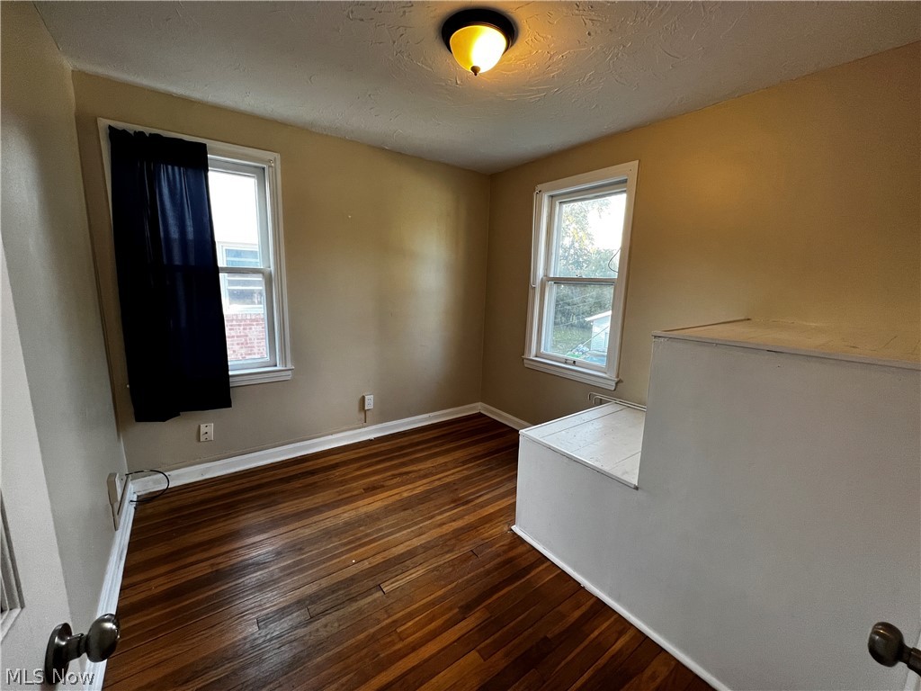 Bedford Heights Realty Cos Bedfor - Residential