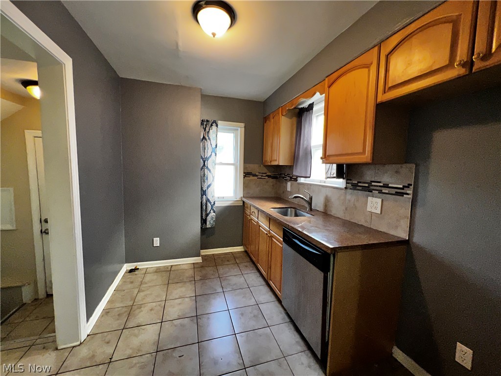 Bedford Heights Realty Cos Bedfor - Residential