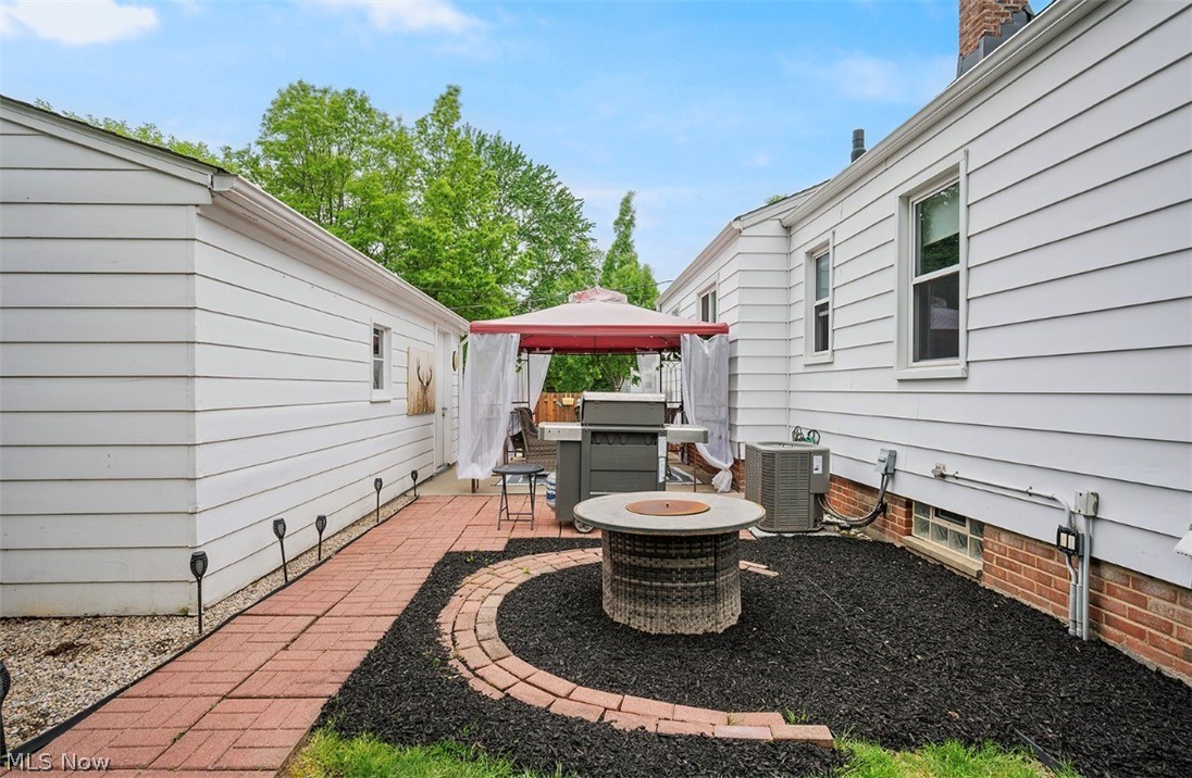 Sunshine Realty Inc 01 - Residential