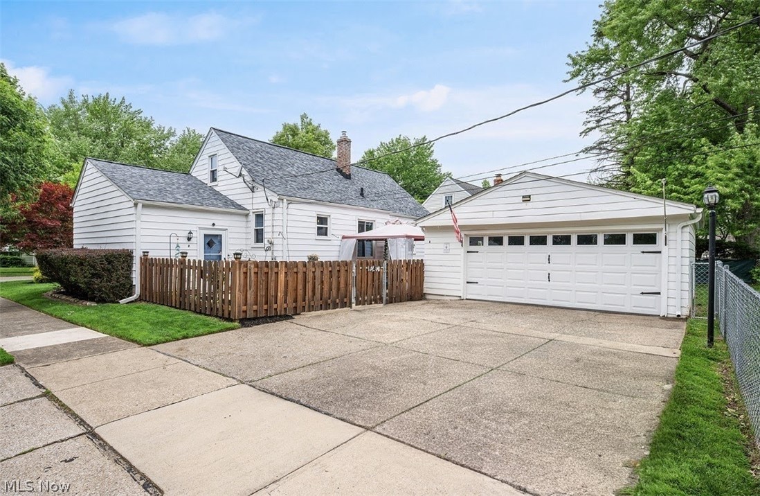 Sunshine Realty Inc 01 - Residential