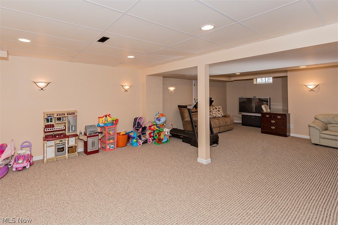 Arthur Mdws - Residential