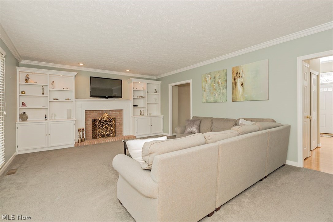 Arthur Mdws - Residential