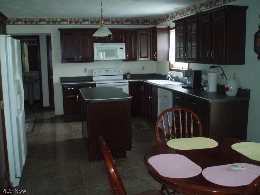 Forest Est - Residential