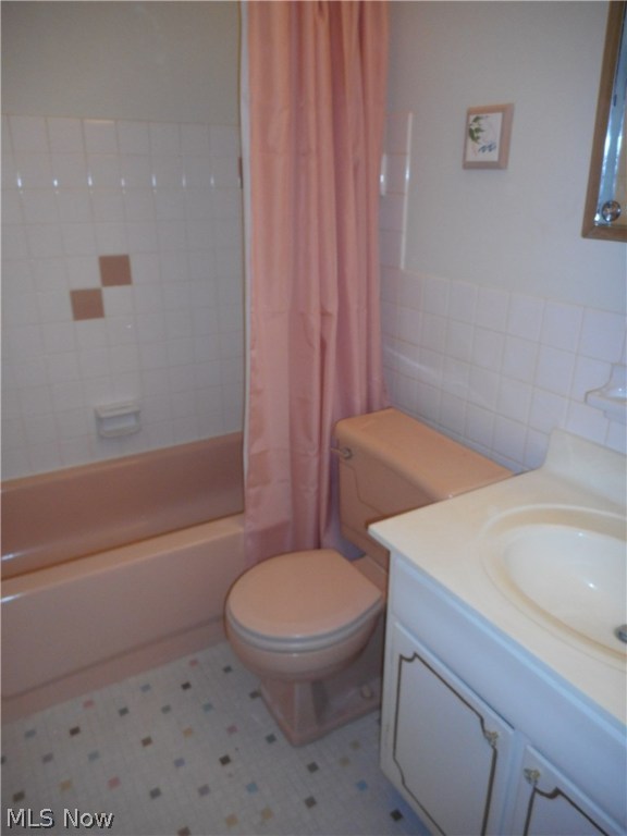 Silver Lake Towers Condo - Residential