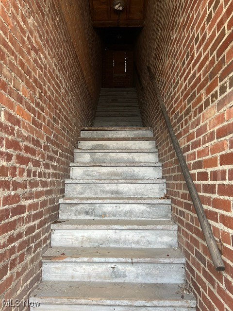 Chamberlain - Commercial Sale