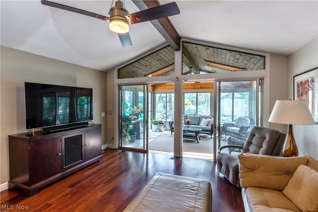 Huntington Valley Estates - Residential