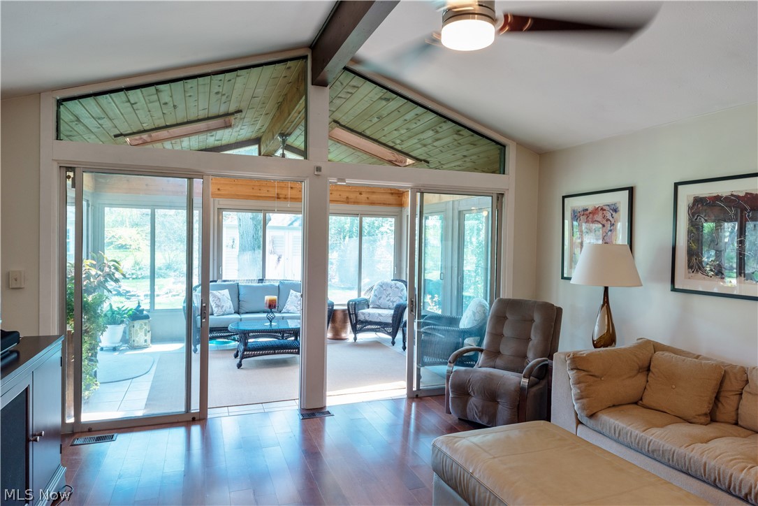 Huntington Valley Estates - Residential