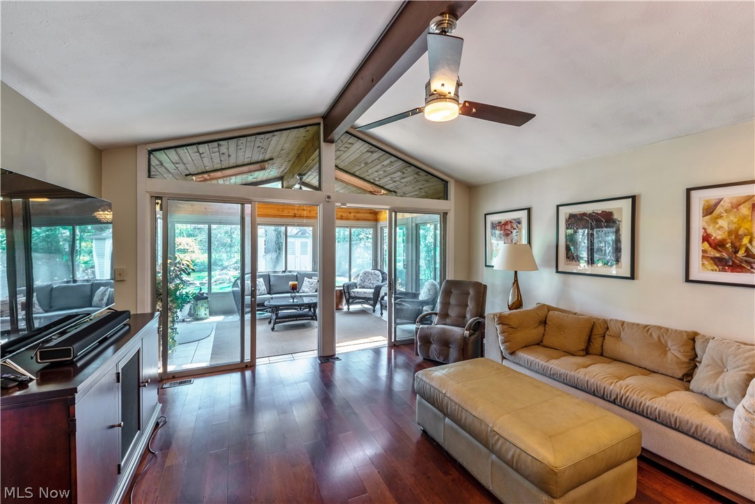 Huntington Valley Estates - Residential