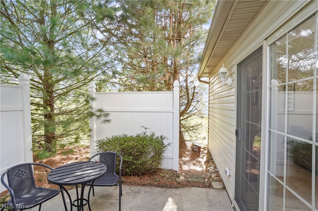 Creekside/Pleasant Lakes Condo - Residential