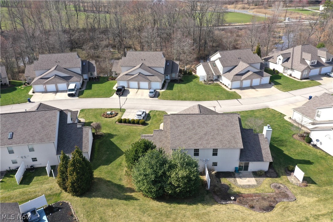 Creekside/Pleasant Lakes Condo - Residential