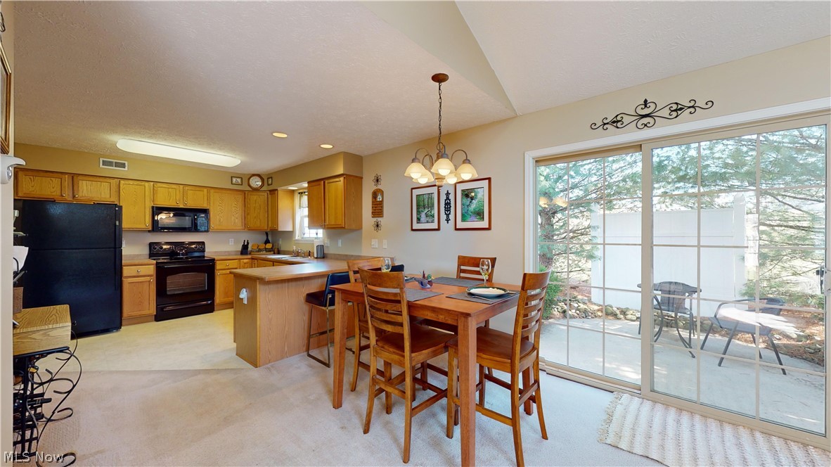 Creekside/Pleasant Lakes Condo - Residential