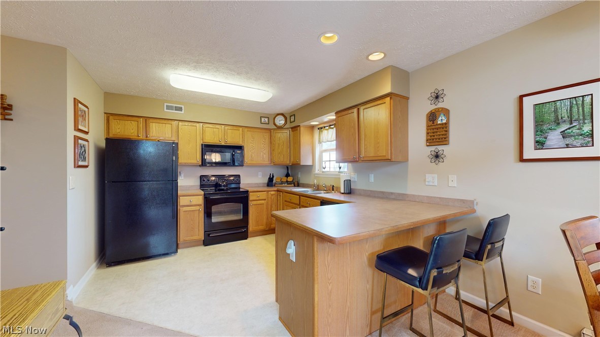 Creekside/Pleasant Lakes Condo - Residential