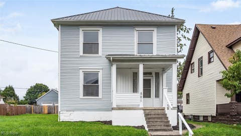 Homes For Sale - 521 Echo Avenue<br/> Zanesville, OH 43701