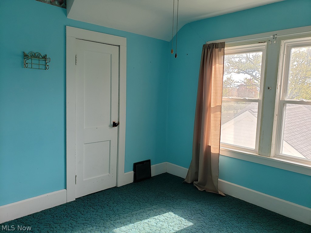 Creston Incorporation - Residential