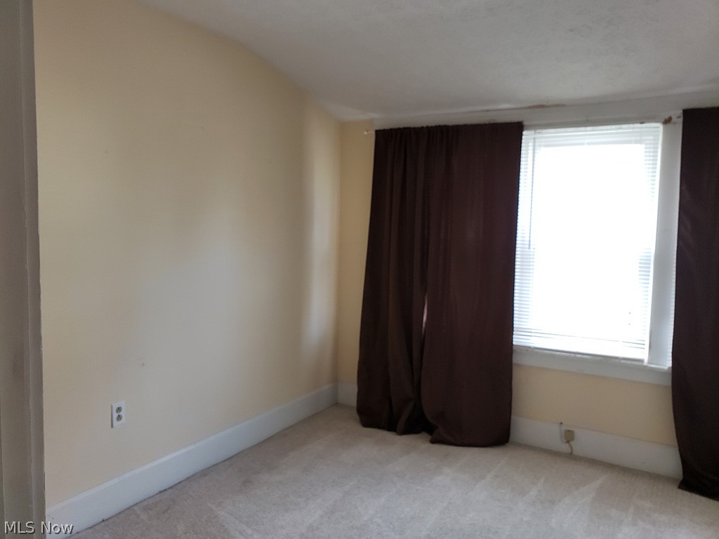 Creston Incorporation - Residential