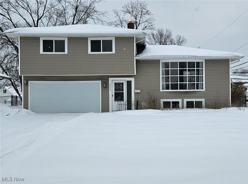 Photo of 5949 White Pine Drive, Bedford Heights, OH 44146 (MLS # 5181687)