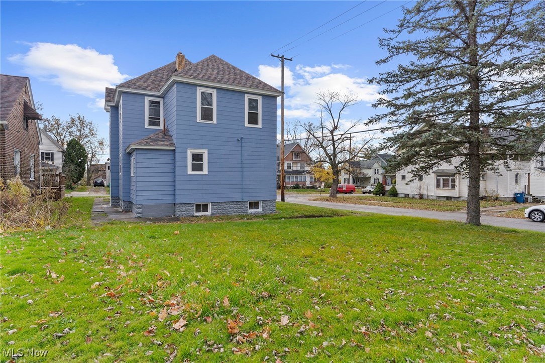 200 E Main Street, Girard, Ohio image 31