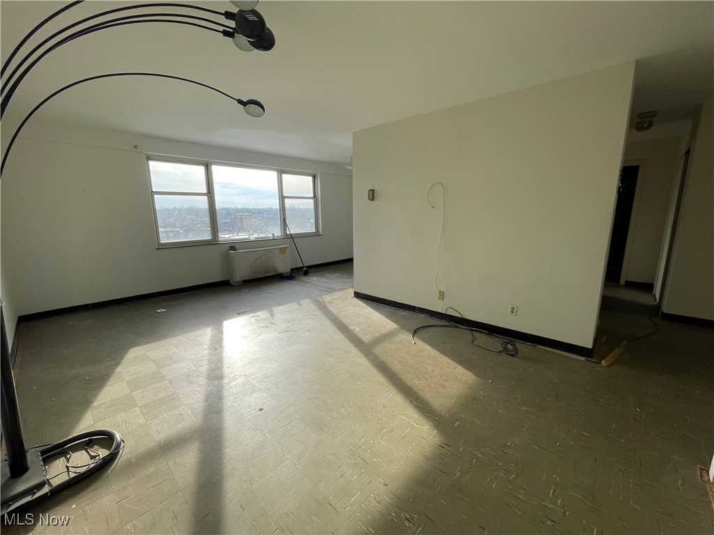 Lake House Condo - Residential