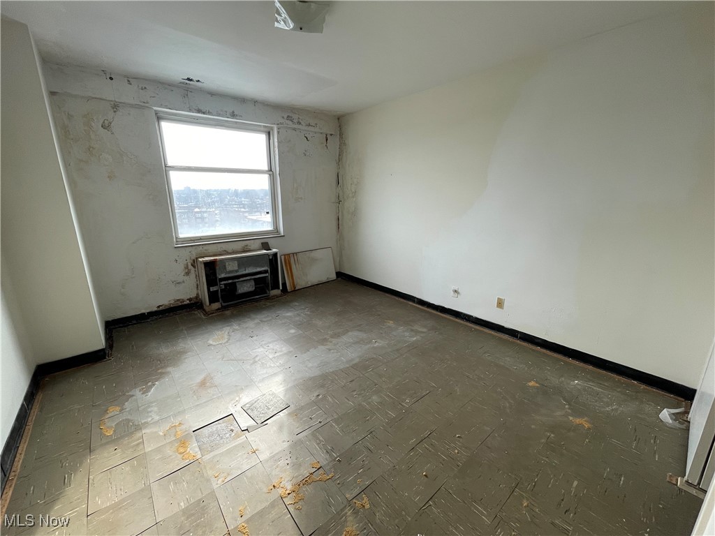 Lake House Condo - Residential