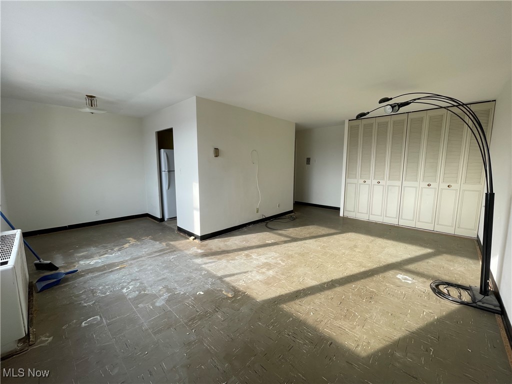 Lake House Condo - Residential