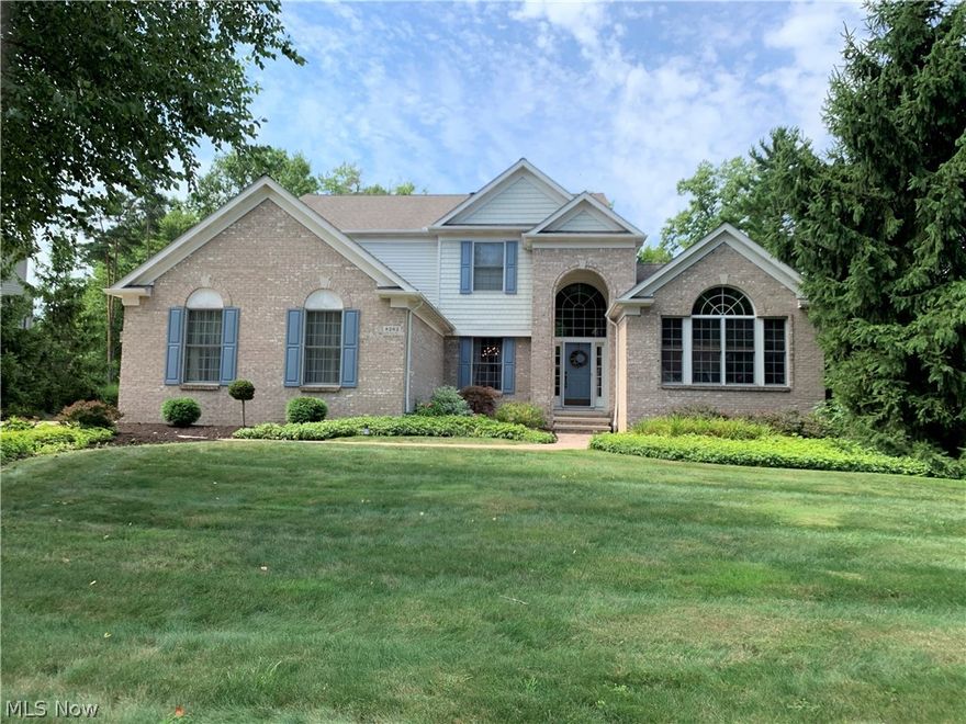 Mentor Schools Pulte Built  Almost 4,000 SF, Colo Offers First Fl Owners Suite W/9’ Walk-
In-Closet; Master Bath w/Dbl Sink, Shower &amp; Soaking Tub Large, 2 Story Foyer, (Newer
$2,000 Chandelier) HW Floors Opens To 2 Story Great Rm w/Wall of Windows & Gas
Fireplace * Solar Tinting on Kitchen, GR &amp; Mstr Bdrm Windows-2017  Formal Dining Rm
With 2 Column Entryway, Wainscoting, Butler Bar For Entertaining *Front LR Or Office
w/Vaulted Ceiling  Huge Bright & Airy Kitchen w/Garden Window; Recessed Lighting; All
Appl’s (Dble Oven,) Pantry; Wood Floor; Bar-Top Seating Island PLUS Fireplace In Dining
Area &amp; Dble Sliding Doors Leading to Decks  1st Fl Laundry Dual, Open Staircase From GR
Or Kitchen To 4 More Bdrms Up (One w/o A Closet,) Full Finished Basement Offers Huge
Media/Rec Rm With Partial Kitchen; Wine Closet; Craft/Art OR Bdrm w/Built-In Cabinets &amp;
Closet; Play Rm w/Salon Sink; Storage Rm w/Built-in Shelves; Workshop/Gym/Exercise Rm
w/Rubber floor; Another Full