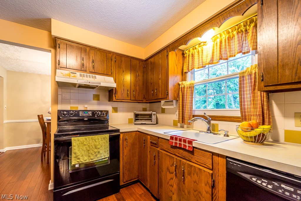 Pine Lake - Residential