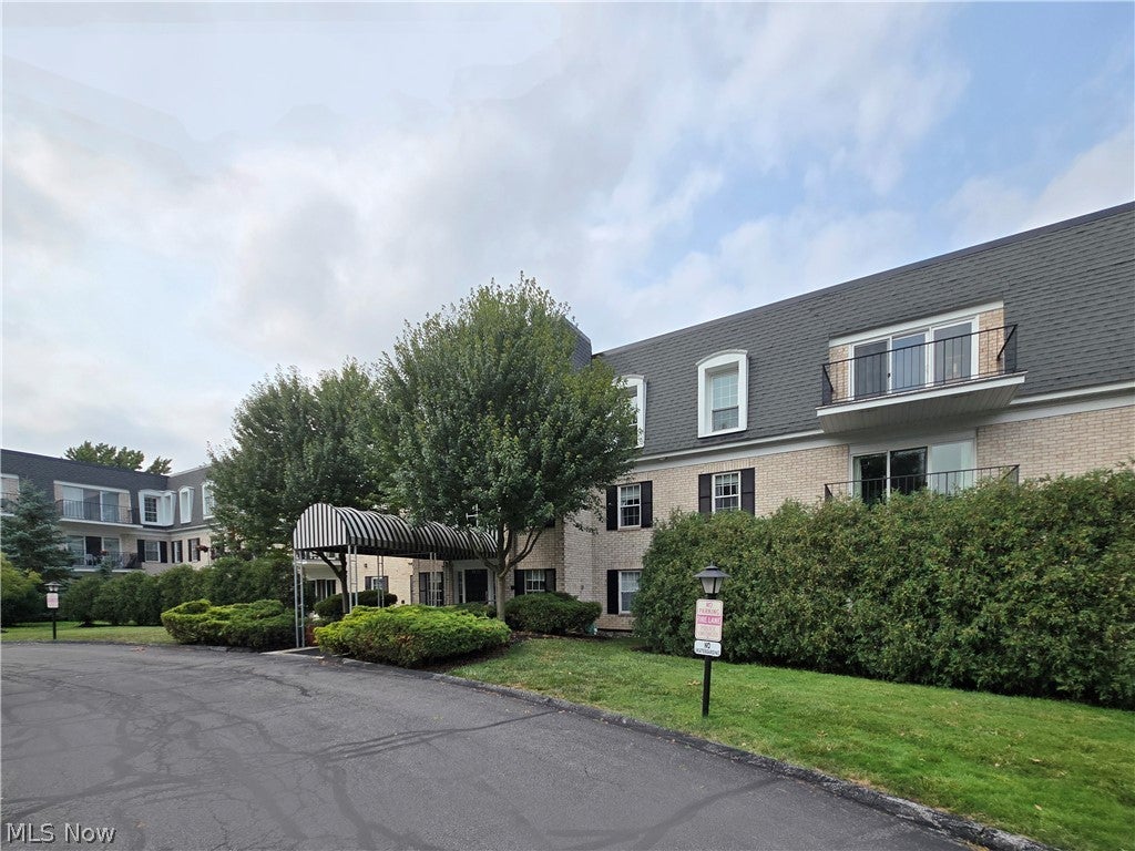 1851 King James Parkway 317