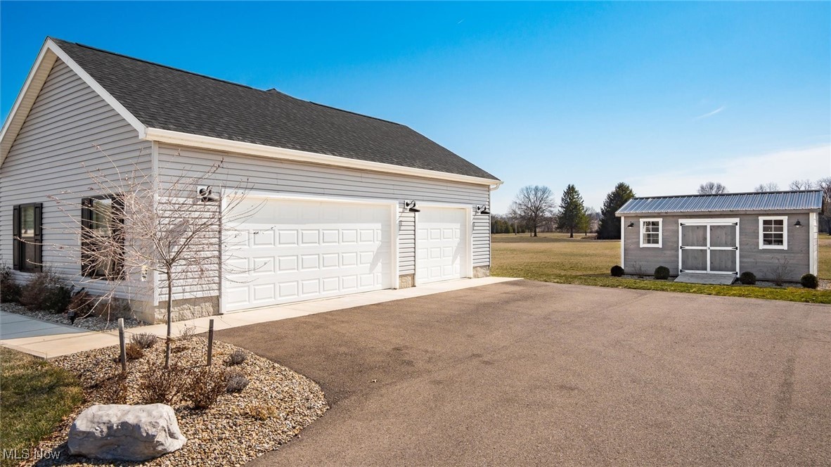 3231 Jacks Fairway, Nashport, Ohio image 33