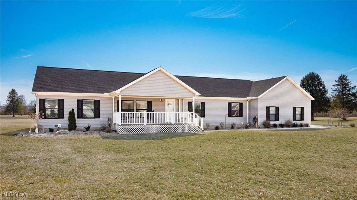 3231 Jacks Fairway, Nashport, Ohio image 1