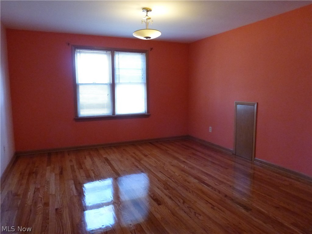 Mayfield 01 - Residential Lease