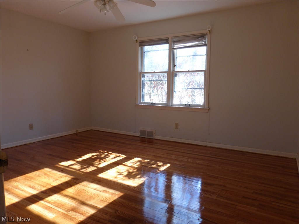 Mayfield 01 - Residential Lease