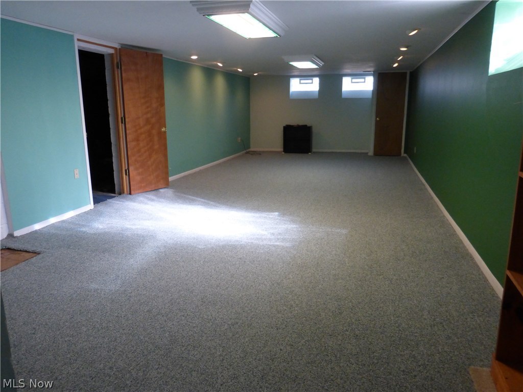 Mayfield 01 - Residential Lease