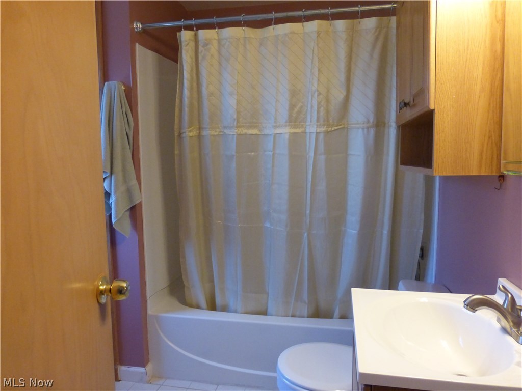 Mayfield 01 - Residential Lease