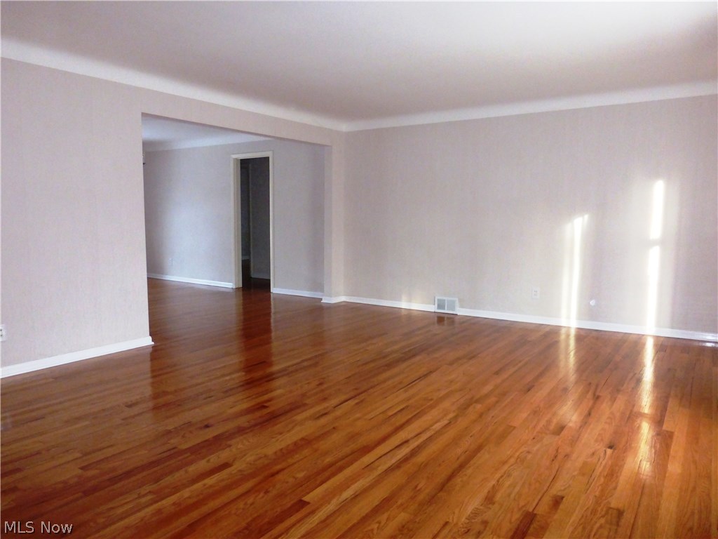 Mayfield 01 - Residential Lease